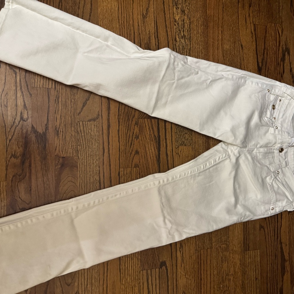 True Religion White Ankle Cropped Jeans Size 31